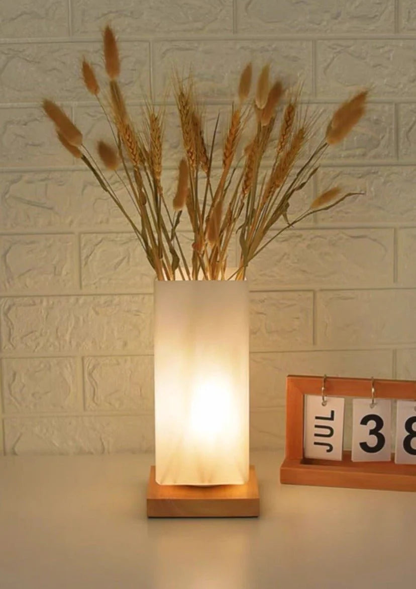 Dimmable Flower Vase Table Lamp – Rustic Decorative Bedside Light